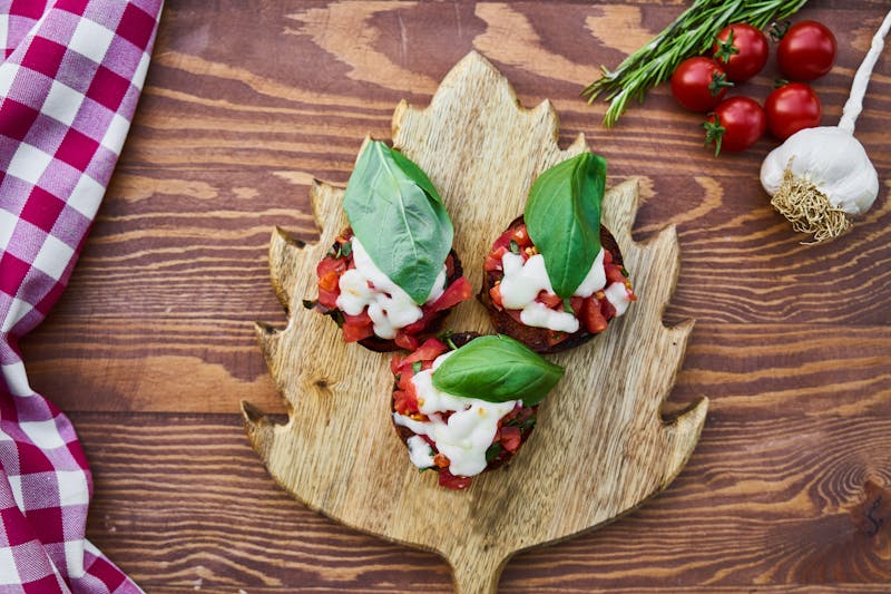 Bruschetta al Pomodoro - Fresh tomato and basil on toasted bread